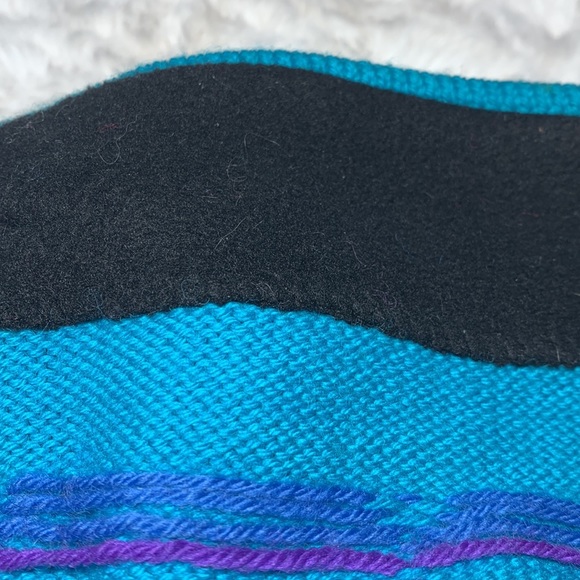 Vintage looking Merkley headgear wool toque - Picture 5 of 9